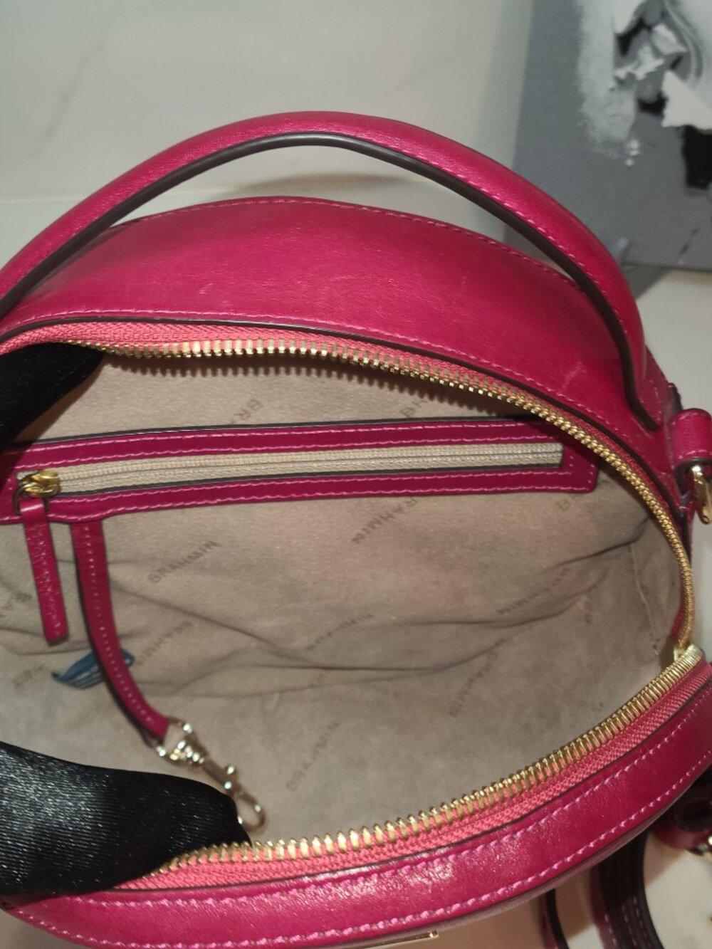 Brahmin Lane Fuchsia Raspberry Melbourne Leather Crossbody Bag EUC - Picture 8 of 9